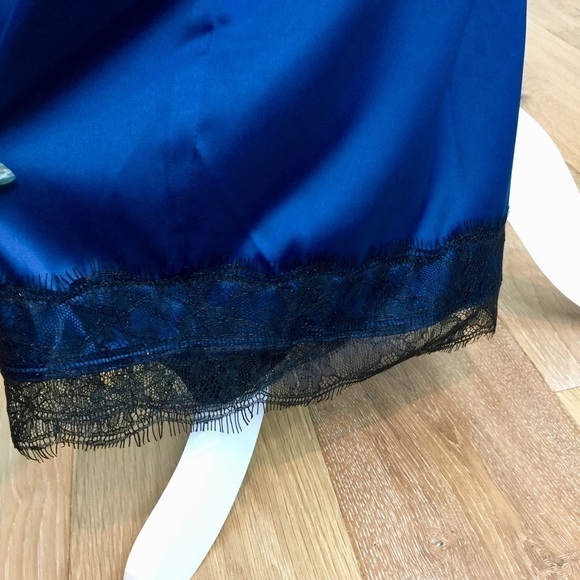 Bebe X Naven Lace Trim Blue Teal Satin Jumpsuit 10 - Picture 10 of 11